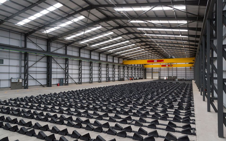 £6 million Wolverhampton Steel Logistics Centre