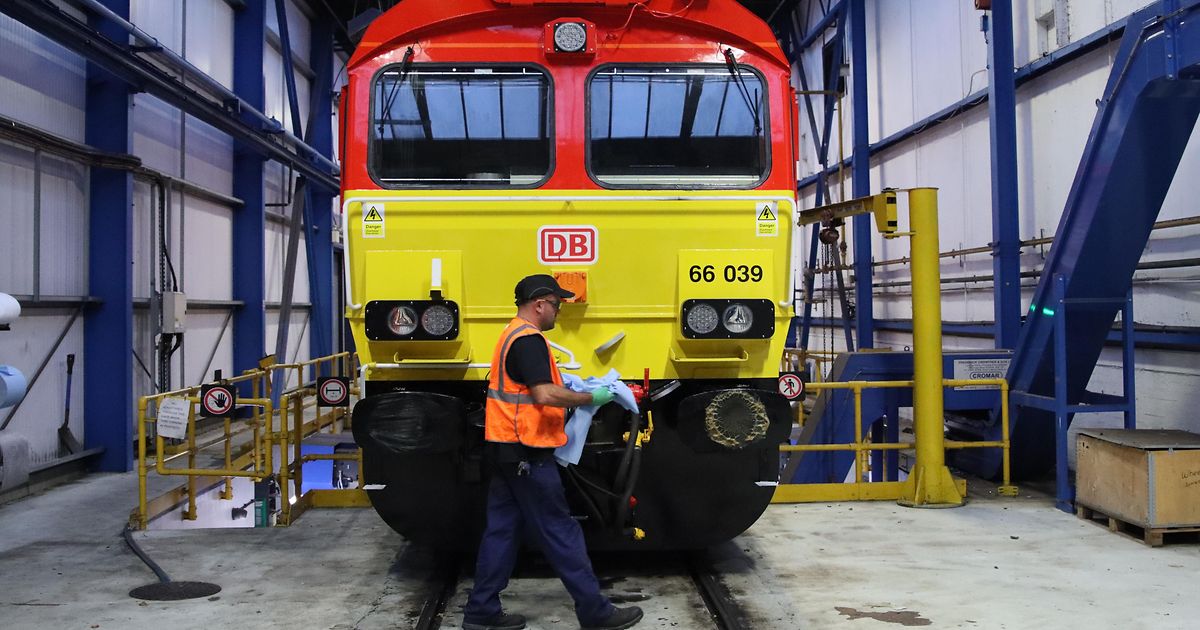 Dbct Train Inloading System DB Cargo signs major contract with Siemens Mobility to fit Class 66 ...