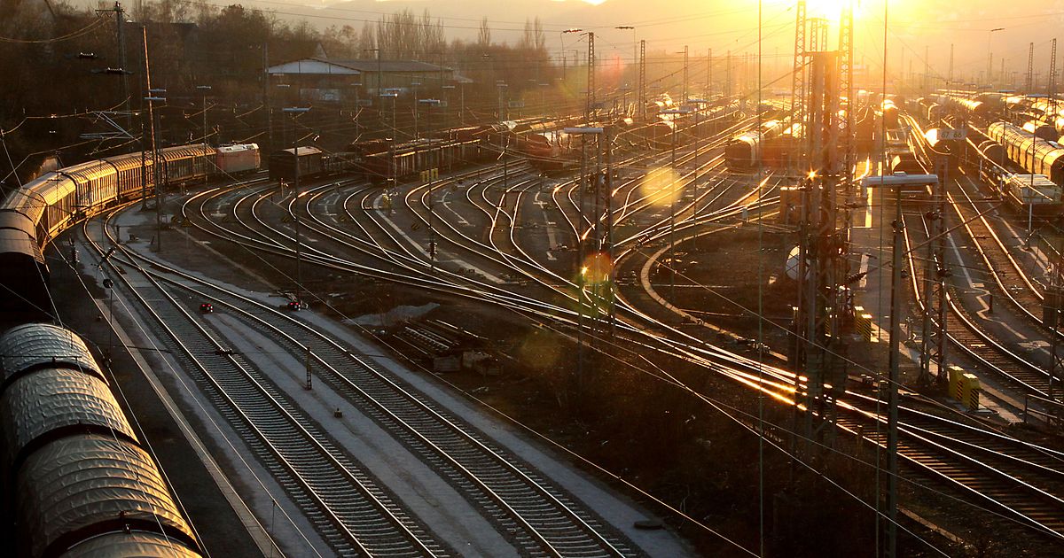 uk.dbcargo.com