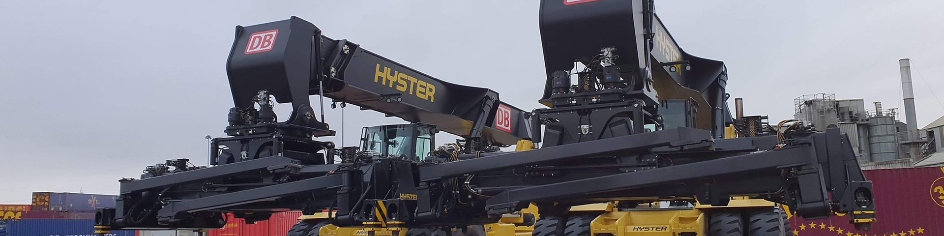 Hyster ReachStackers